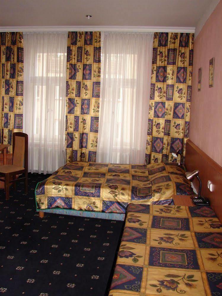 Aladin Otel Prag